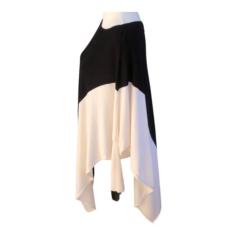 White House Black Market Black and White Ombre Poncho Sweater Top $98 Size S - Picture 2 of 9